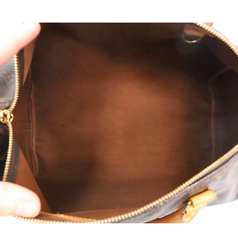 Louis Vuitton Brown Monogram Canvas Speedy Bandoulière Bag with Tan Trim - Picture 7 of 10